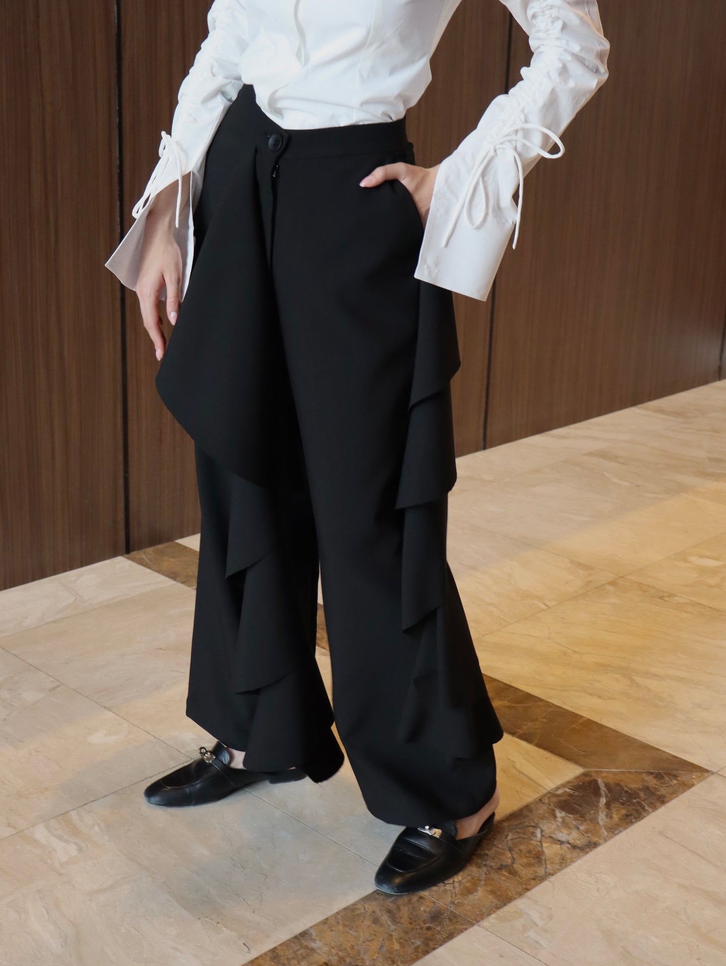 Tb Black pants - Timeless Boutique