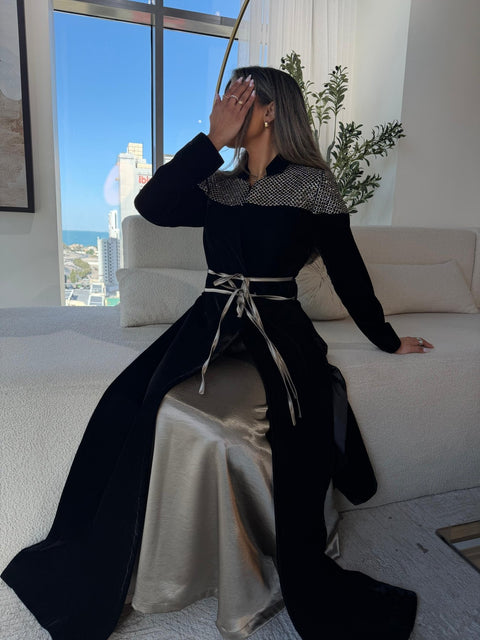 Gold Glow - Timeless Boutique Kuwait