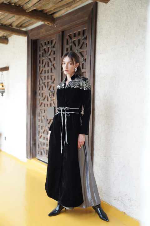 Noir Glow - Timeless Boutique Kuwait